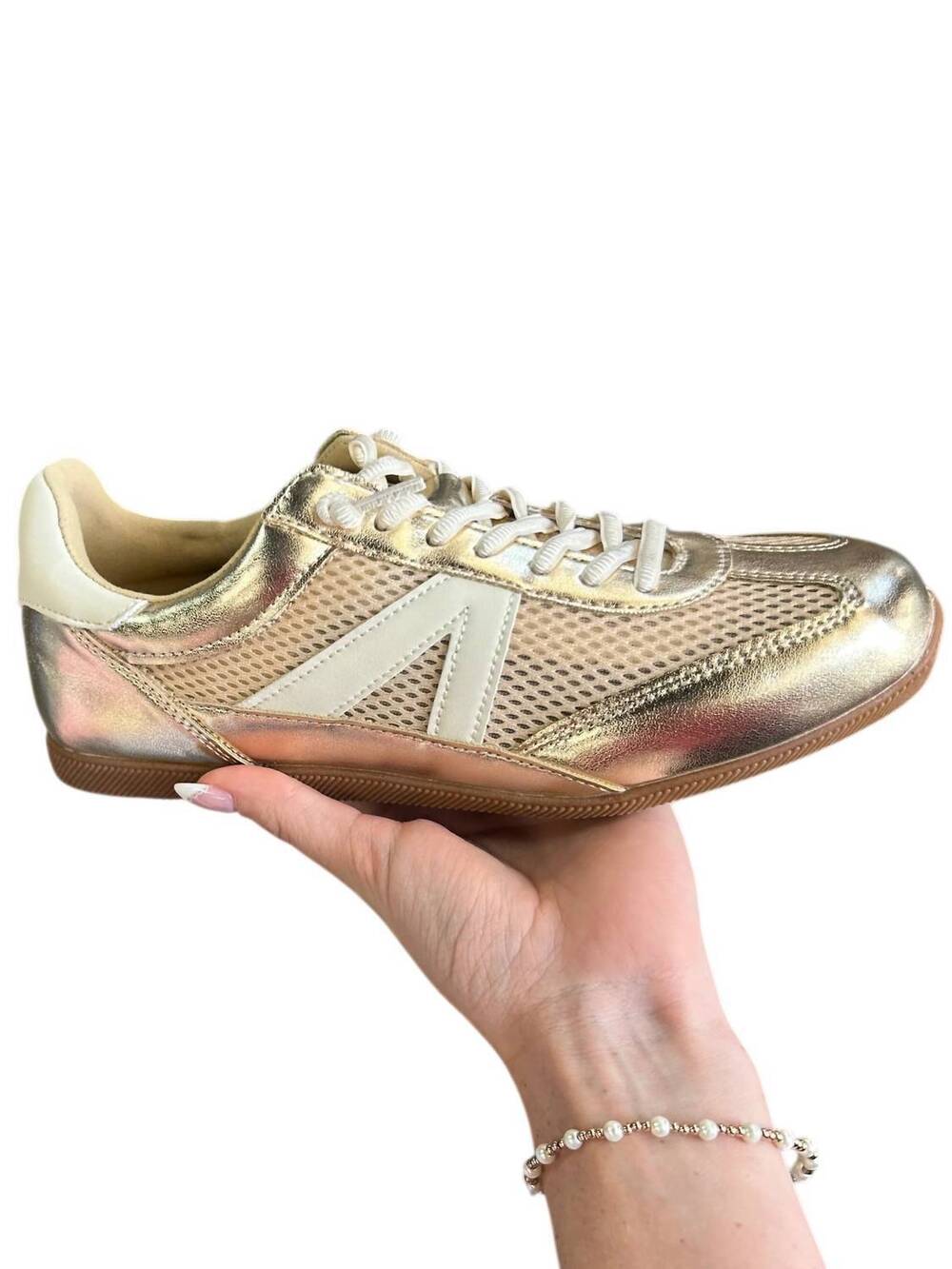 NEW FORTUNE DYNAMIC women's summer sneaker in gold